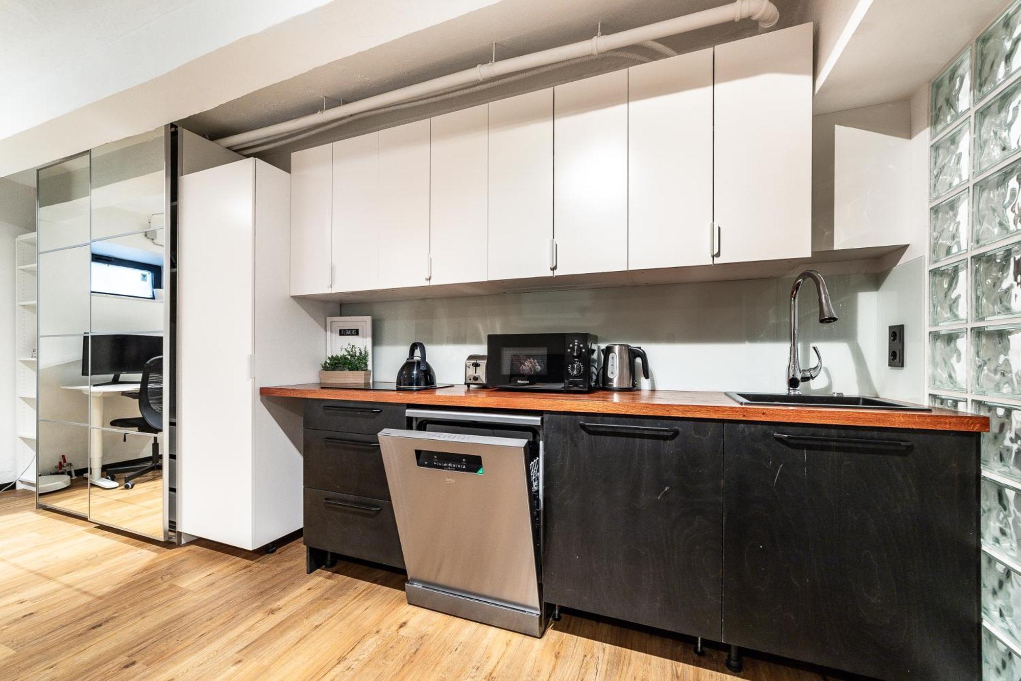 Dana-Entire Apartment Very Quiet And Central 2 Talin Exterior foto